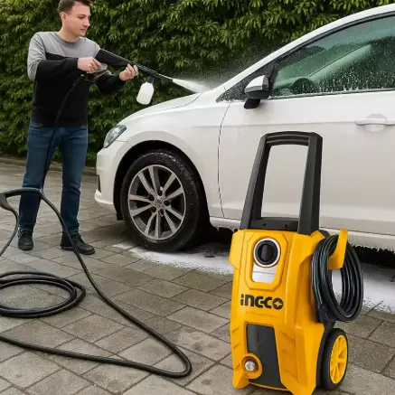 Ibilgailuen presio-garbigailua Spray pistolarekin osatua